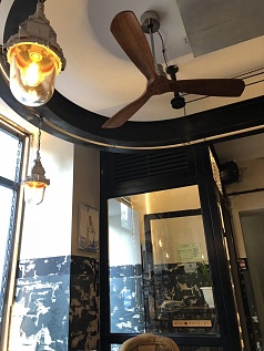 Потолочные вентиляторы Lantau в ресторане «Мастер и Маргарита».